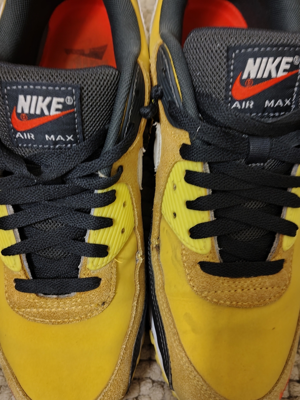 Nike Air Max 90 SE Go The Extra Smile Yellow Black Sneakers Men’s 11